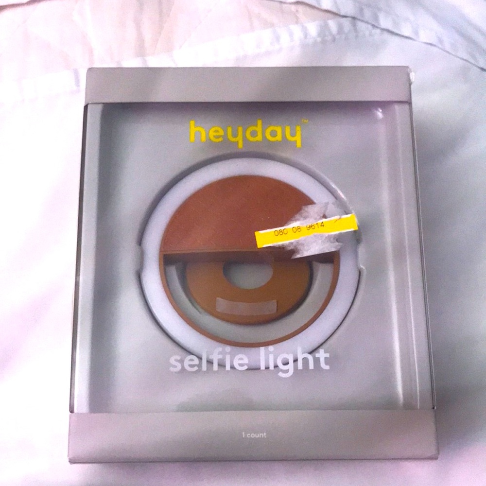 NEW!!  Heyday SELFIE LIGHT!